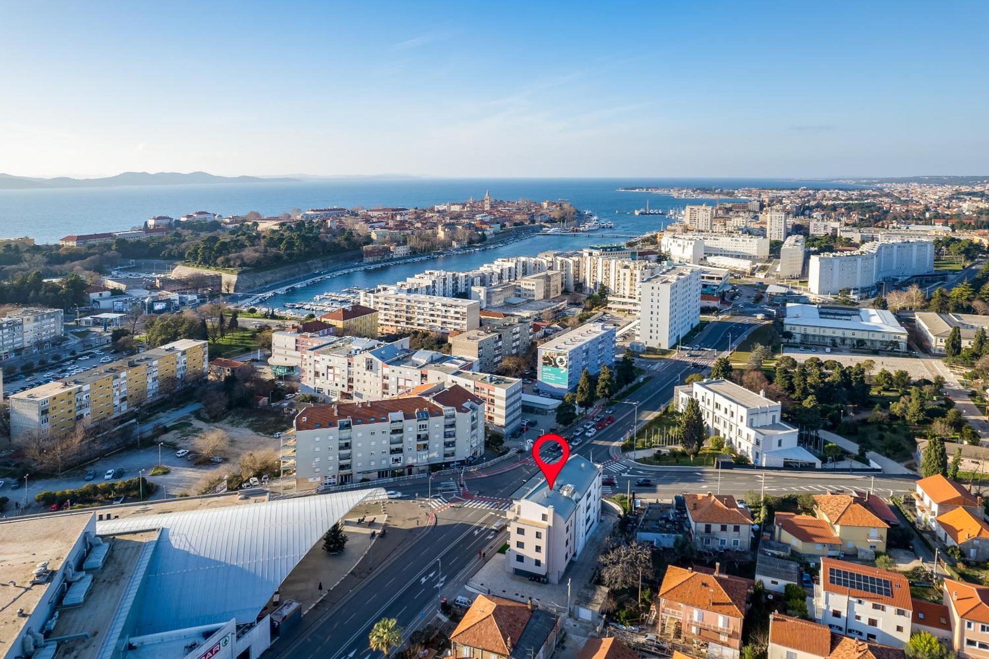 Tres Fenestras Zadar - Private Parking Daire Dış mekan fotoğraf